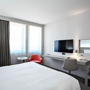 **** Hotel Firstname França