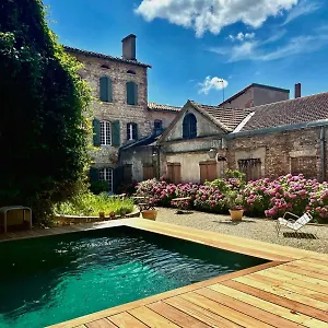 https://la-cour-verte.midi-pyreneeshotels.com