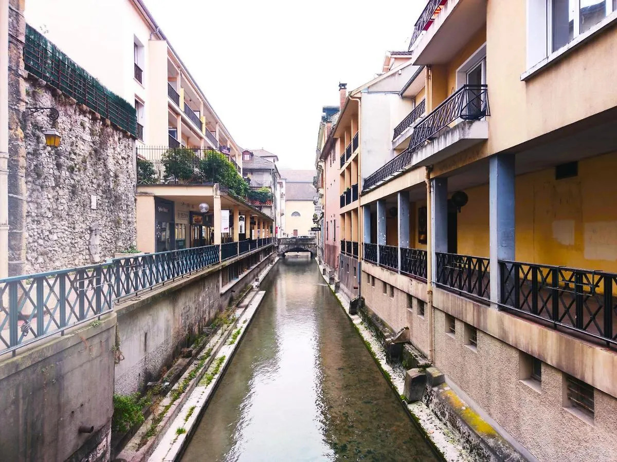 Atipik Hôtel Alexandra Annecy Hotel